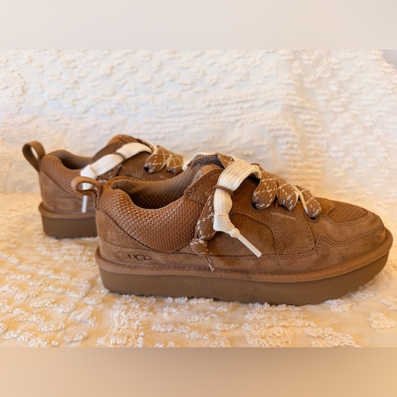 UGG Woman’s Sneakers - Picture 4 of 5